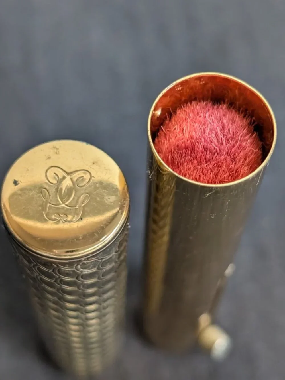 Guerlain Les Meteorites Retractable Deluxe Makeup Brush Gold Case